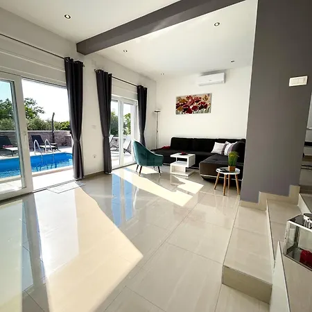 Villa House 