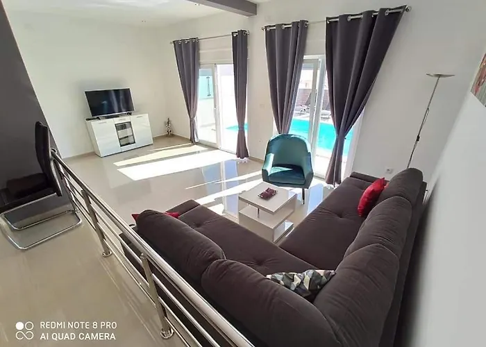 Vilă House 